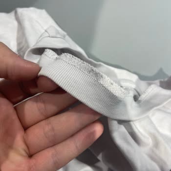 Mavi T-Shirt’te 3 Ayda Tüylenme ve Dikiş Sorunu, Satış Sonrası Destek Sessizliği