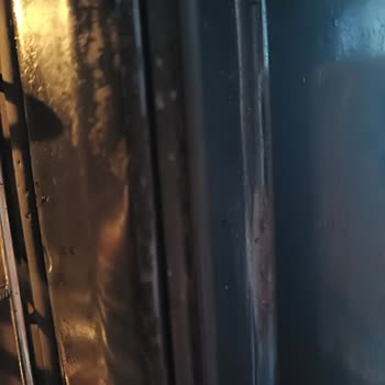 Beko Ankastre Fırında Boya Dökülmesi Ve Pişirme Sorunu Ücretsiz Onarım Talebi