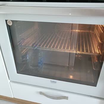 Beko Ankastre Fırında Boya Dökülmesi Ve Pişirme Sorunu Ücretsiz Onarım Talebi