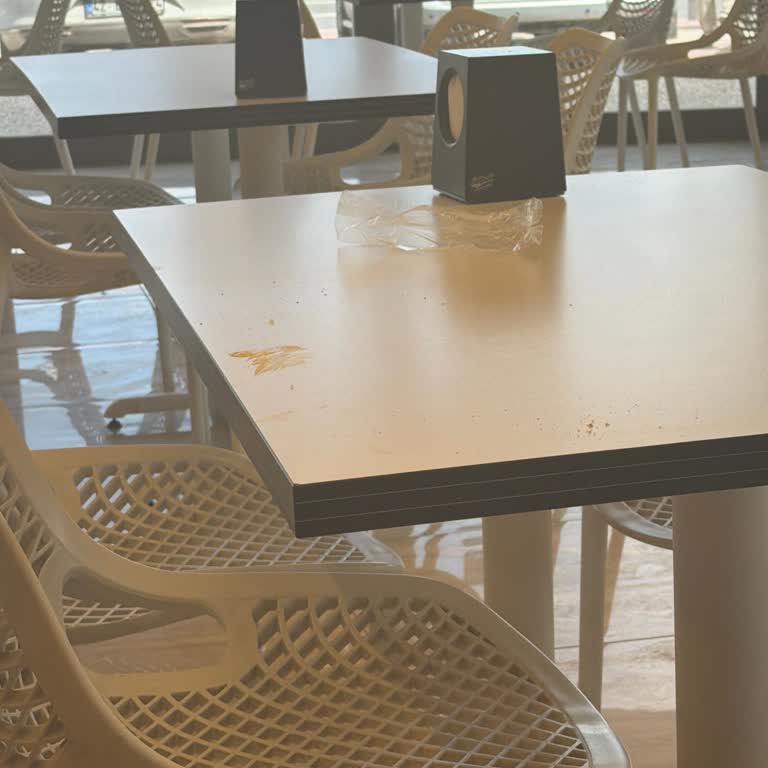 Köfteci Yusuf’ta Hijyen, Tat Ve Personel Kalitesi Kabusa Dönüştü