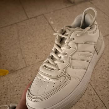 Kısa Sürede Deforme Olan Spor Ayakkabı İçin Değişim Talebi