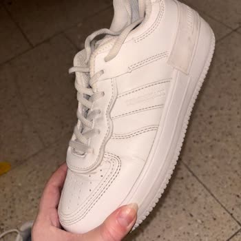 Kısa Sürede Deforme Olan Spor Ayakkabı İçin Değişim Talebi