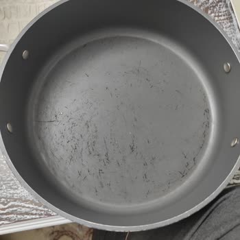 İlk Yıkamada Çizik Çıkan Tencere İçin Değişim Talebi