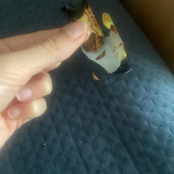 Metro Çikolatasının İçinden Saç Çıktı: Hijyen İhlali Ve Güven Sorunu