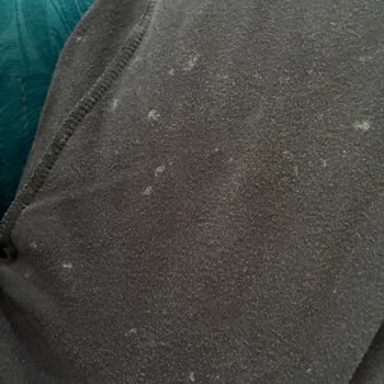 Sürdür.com'dan Alınan Zeero Deterjanı Çamaşırlarımda Lekeler Bıraktı