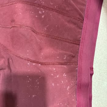 Sürdür.com'dan Alınan Zeero Deterjanı Çamaşırlarımda Lekeler Bıraktı