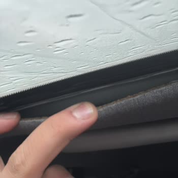 Cam Değişimi Sonrası Su Sızdırması Ve Şirketin Tazminat Reddi