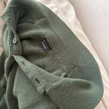 DeFacto Kazaklarda Aşırı Tüylenme Ve Müşteri Hizmetleri İlgisizliği