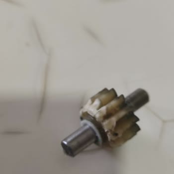 Plastik Dişli Sorunu Yüzünden Çökmüş Mutfak Robotu