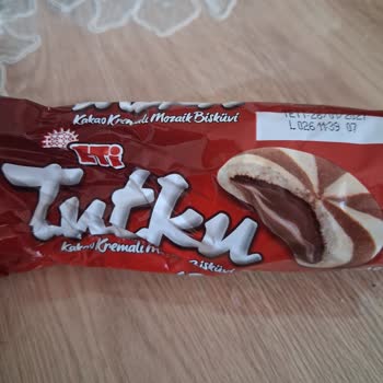 Eti Tutku Bisküvilerinde Yanık Tat Ve Gıda Güvenliği Endişesi