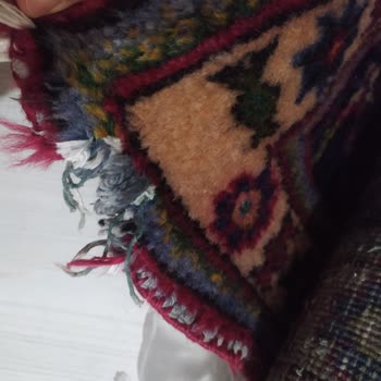 El Dokuması Yadigar Halının Yırtılması Ve Kaba Müşteri Hizmeti