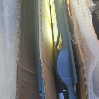 Albatros 800W Güneş Armatür Paketinde Hediye, Montaj Parçaları Ve Kumanda Eksik