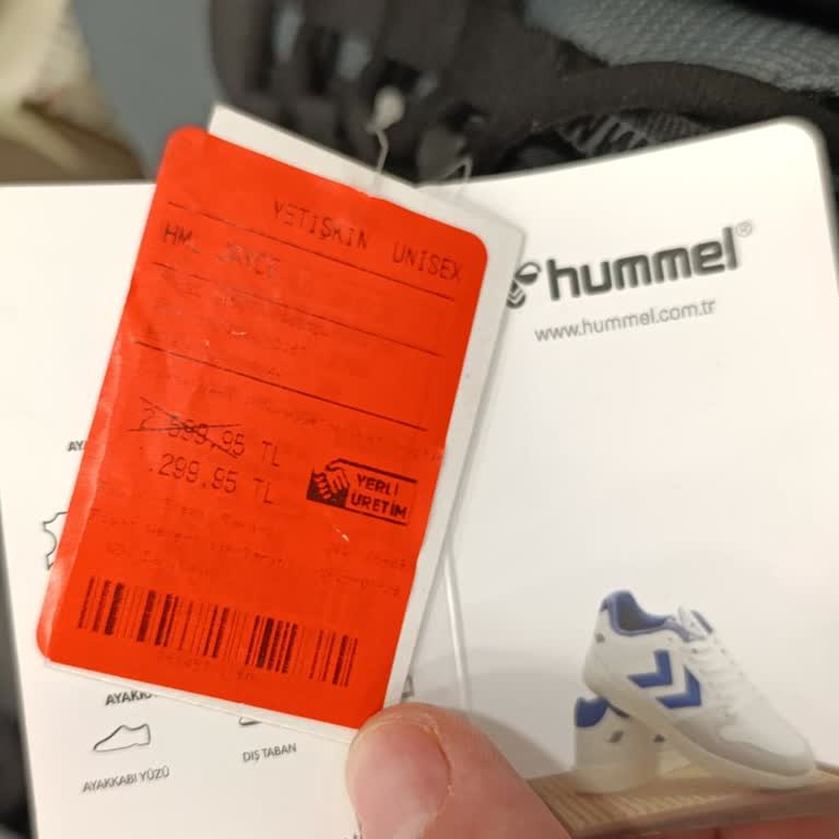 Hummel Mağazasında 1.105 TL Fazla Çekim Ve İade Talebi