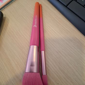 Watsons Nastica Makyaj Fırçası Sapı Çatladı Yeni Ürün İsteği