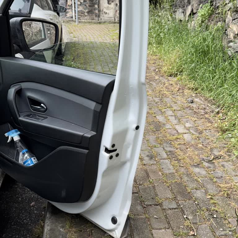 Renault Express Ticari Aracın Sürgülü Kapı Kilidi Parça Teslimi Gecikmesi