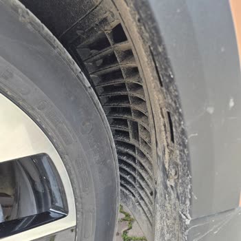 Intercooler Petekleri Çamurla Tıkanıyor Ve Motor Kirleniyor