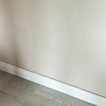 Evimdeki İnternet Kurulumu Sırasında Süpürgelik Hasarı Ve Tamirat Masraflarının Karşılanması Talebi