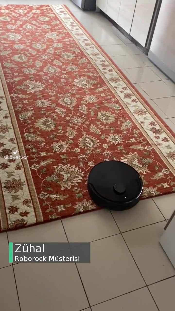 Roborock Süpürge Zıplayarak Süpürüyor videonun kapak resmi