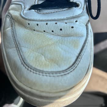 Adidas Ayakkabısında Erken Çatlama Ve Sararma, İade İstiyorum