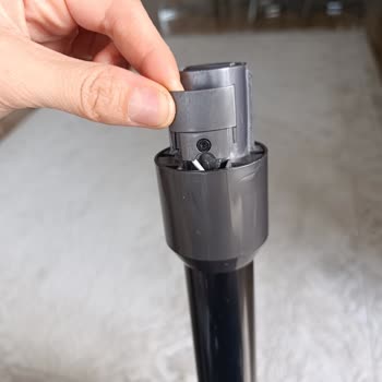 Dyson V15 Submarine Başlık Parçası Deformasyonu Garanti Kapsamında Olmalı