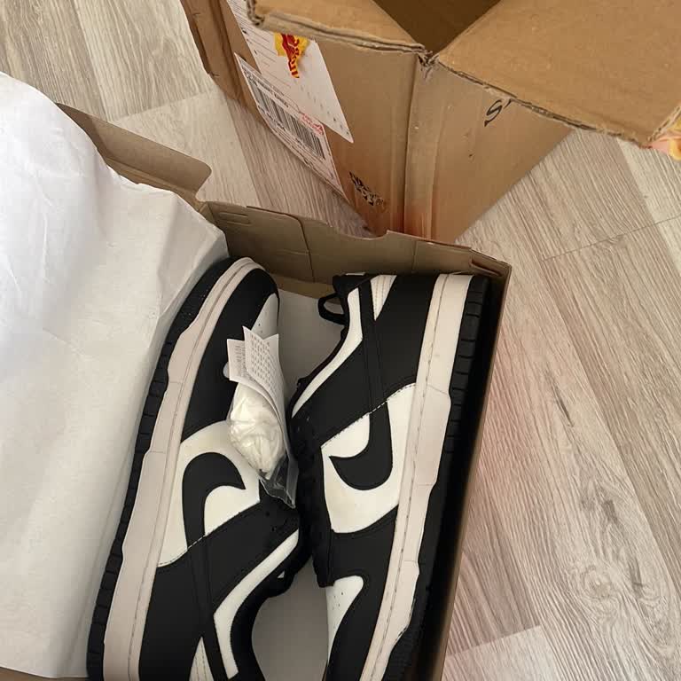 Sneaksnet’ten Tek Ayakkabı, Yanlış Numara Ve Kötü Koku; Müşteri Hizmetleri Cevapsız