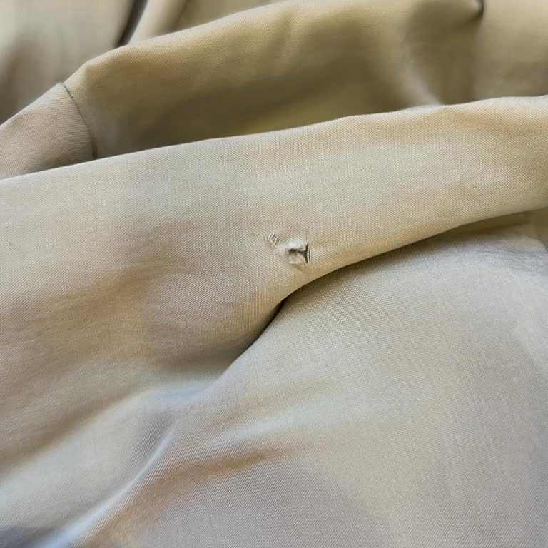 Omuz Yırtığı Olan Tuniğin Sorunu Reddedilmesi Ve Güven Kaybı