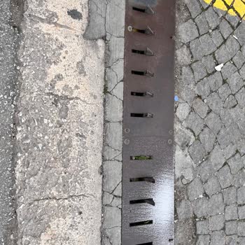 Kapan Arızaları Nedeniyle Lastiğim Patladı Ve Masrafı Hastane Karşılamıyor