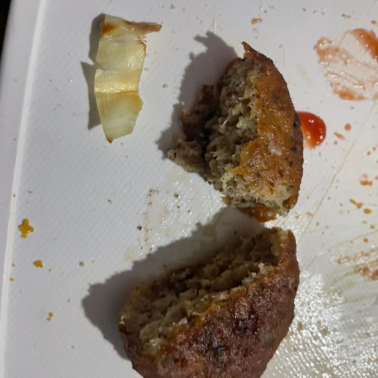 Banvit Piliç Kasap Köfte'nde Kağıt Benzeri Yabancı Madde Tespit Edildi