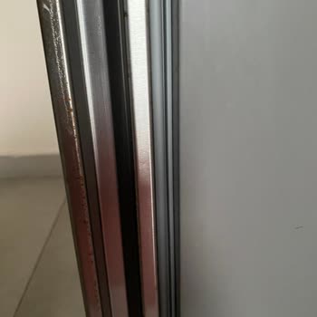 Bosch Buzdolabındaki Paslanma Ve Kullanıcı Hatası İddiasına Karşı Yüksek Onarım Talebi