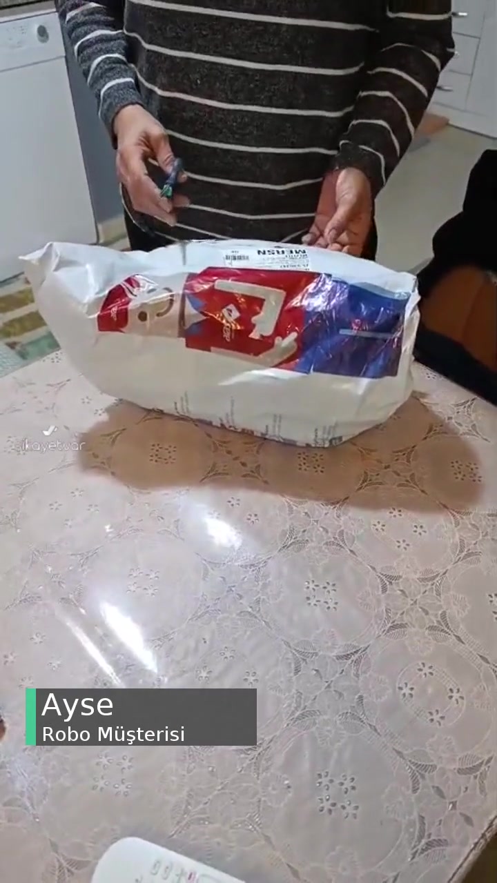 Robo Yırtık Kutu İle Gönderilen Ürün! videonun kapak resmi