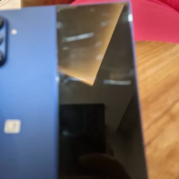 Samsung Galaxy Z Fold 7 Menteşe Sorunu Nedeniyle Tekrar Eden Ekran Kırılması