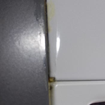 Bosch Buzdolabındaki Görsel Kusur İçin Değişim Talebi Ve Olumsuz Servis Yanıtı