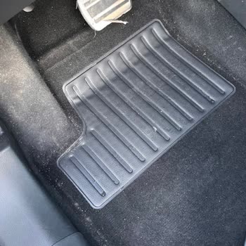 Autowax Maltepe Şubesinde 900 TL'lik İç Dış Yıkama Hizmeti Kirli