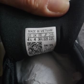 Adidas Siparişimde Ayakkabı Boyut Hatası, Sağ Tek 36,5 Numara