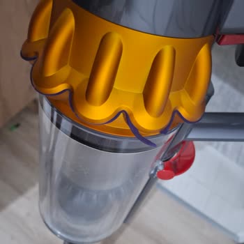 Dyson V15 Süpürgemde Silikon Parçaları Koptu, Destek Yardımcı Olmadı