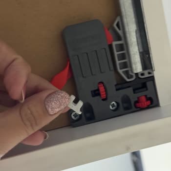 Samet Çekmece Rayı Tırnakları Kısa Sürede Kırıldı: Kalite Hayal Kırıklığı