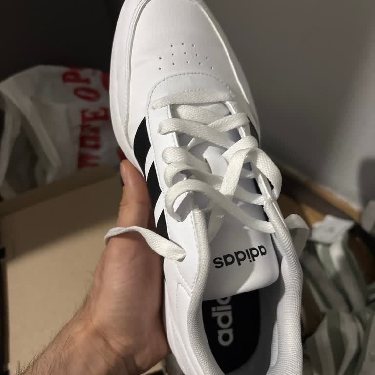 Ayakkabının Ayağı Sıkması Ve Mağaza Yanlış Yönlendirmesi Üzerine İade Talebi