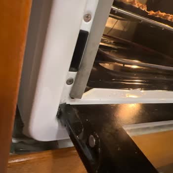 Simfer M4242 Turbo Fırın Kapak Menteşesi Arızası Ve Parça Değişimi Talebi