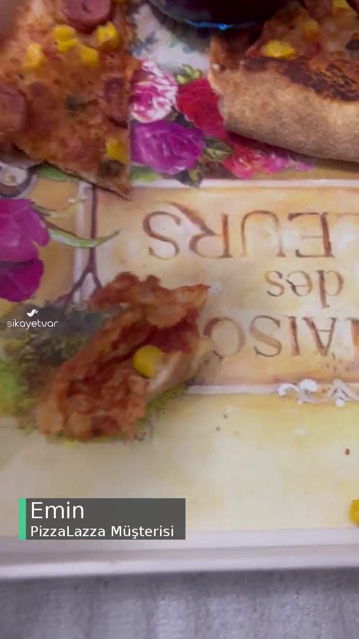 PizzaLazza Özlüce Şubesi Pizzadan Çıkan Saç videonun kapak resmi
