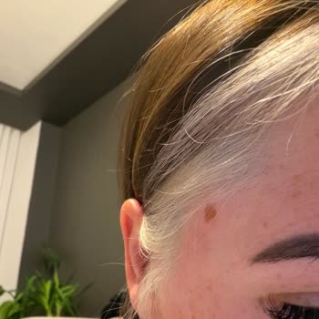 Staff Hair Studio Saçımı Mahvetti Ve Yüzümü Yaktı