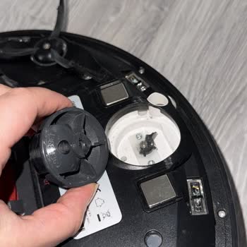 Garanti Süresi Dolmuş Robot Süpürge İçin Servis Sorunu ve Tüketici Şikayeti