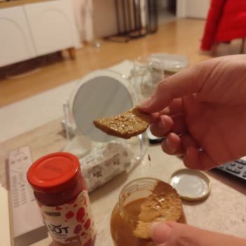 Fındık Kremasında Kıl Bulunması Hijyen Sorunu Ve İade Talebi