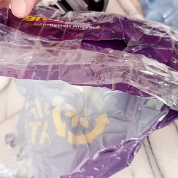 Kargom Açıldı, 1200 TL Çalındı, Müşteri Hizmetlerinden Cevap Gelmedi