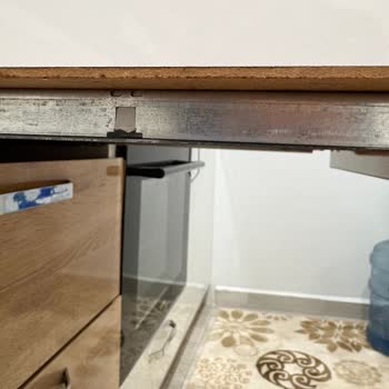 Samet Çekmece Rayı Plastik Parçasının Kırılması Ve Ücretsiz Yedek Parça İsteği