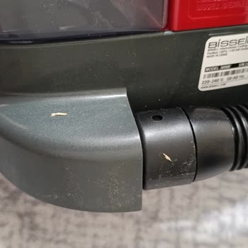 Sıfır Ürün Sözüyle Satılan Halı Yıkama Makinesi Outlet Çıktı Ve Solüsyon Eksik