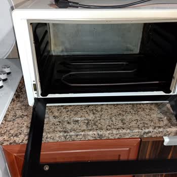 Simfer M4502 Turbo Mini Fırının Kapak Menteşesi Koptu Ve Ücretsiz Değişim İstiyorum