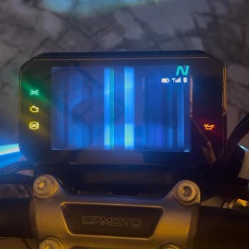 Çukura Giren Motosiklet Ekranı Garanti Kapsamına Alınmalı