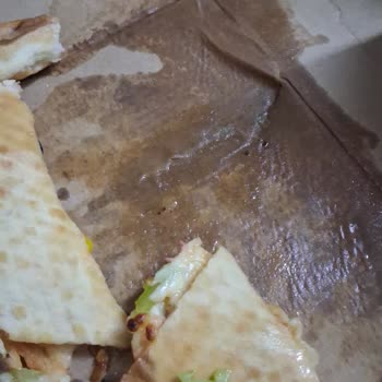 Sulanmış Ve Yenilemez Pizza İçin İade Ve Telafi Talebi