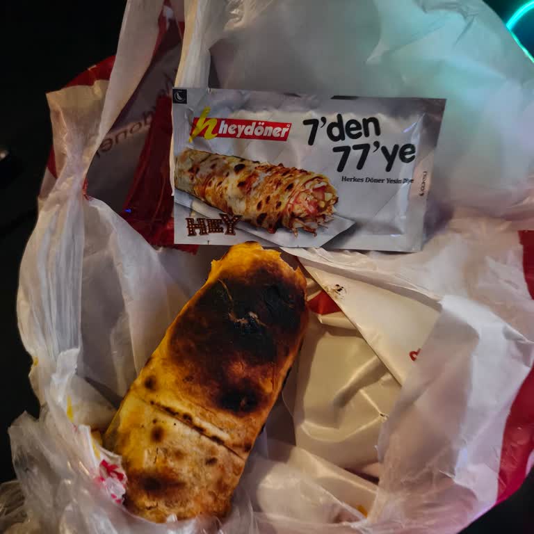 Yanlış Ve Hasarlı Ürün Gönderildi, İade Süreci Çelişkili