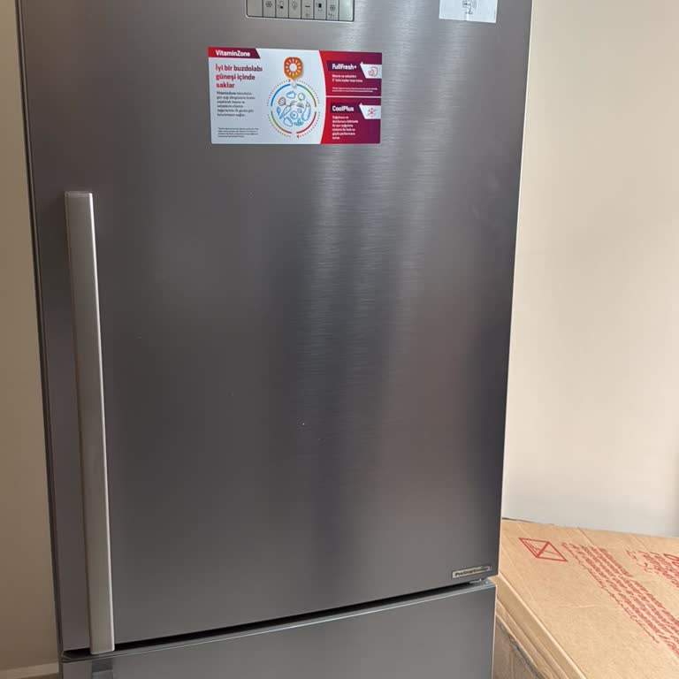 Teşhir Ürün Olarak Verilen Arızalı Buzdolabı İçin İade Ve Değişim Talebi